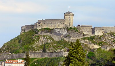 Lourdes,_castelo,_Idade_Media