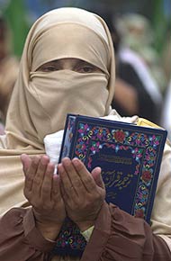 O islamismo tem o alcorão como seu livro sagrado
