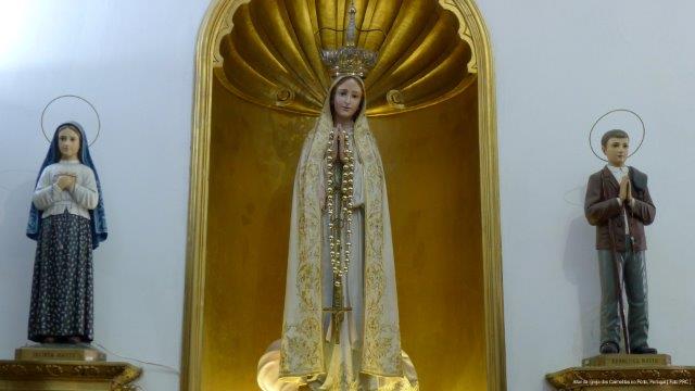 Nossa Senhora de Fátima e os Santos videntes, Jacinta e Francisco