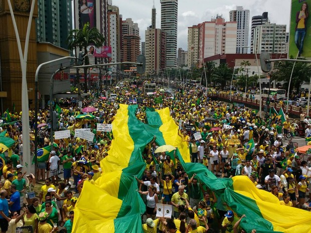 Busquemos à cada dia governantes comprometidos com a Lei de Deus, à Família e o Direito Natural.